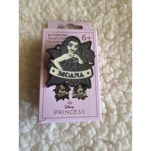 Loungefly Disney Princess Tattoo Pin - Moana